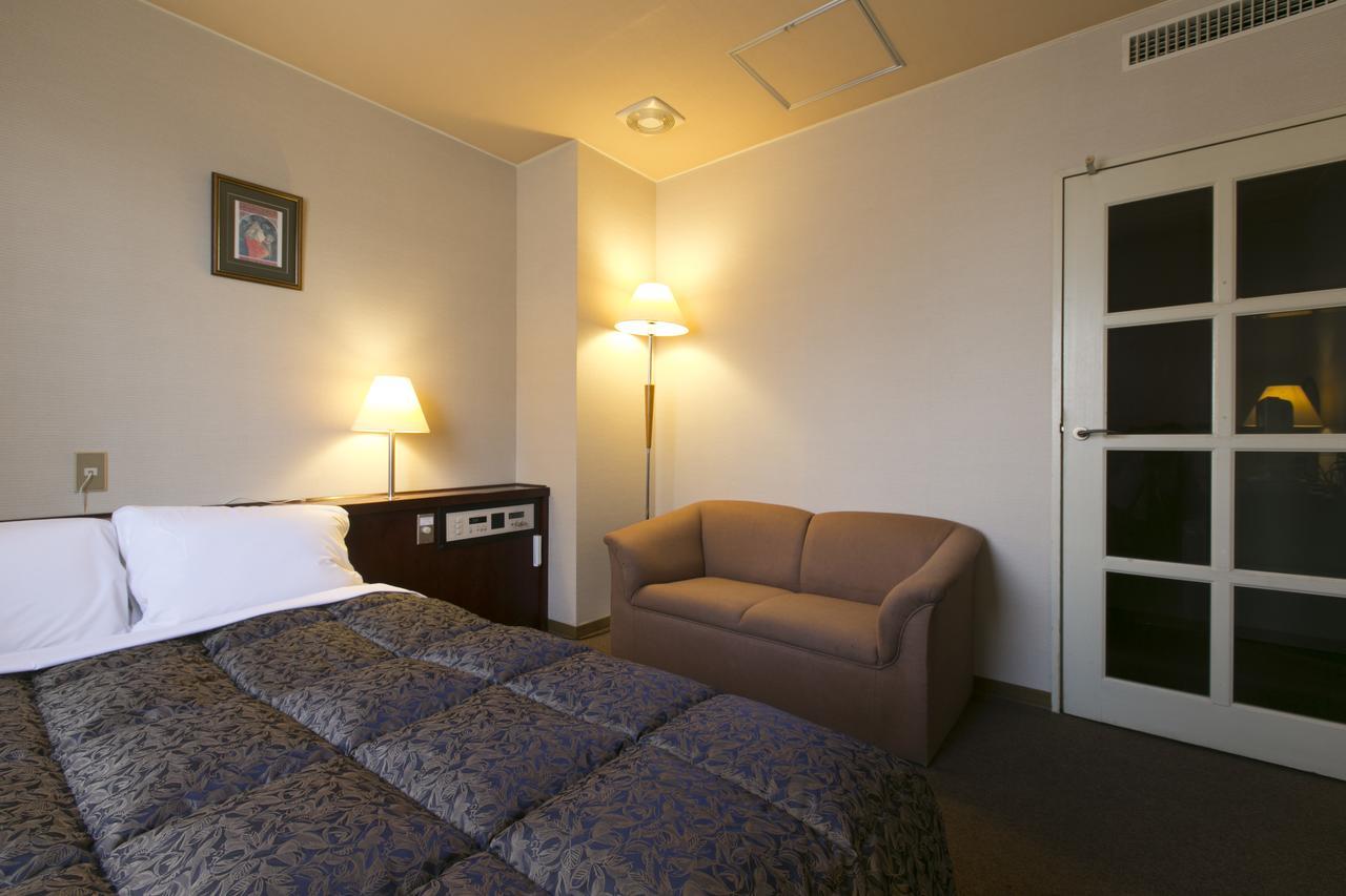 Ichinomiya City Hotel Buitenkant foto